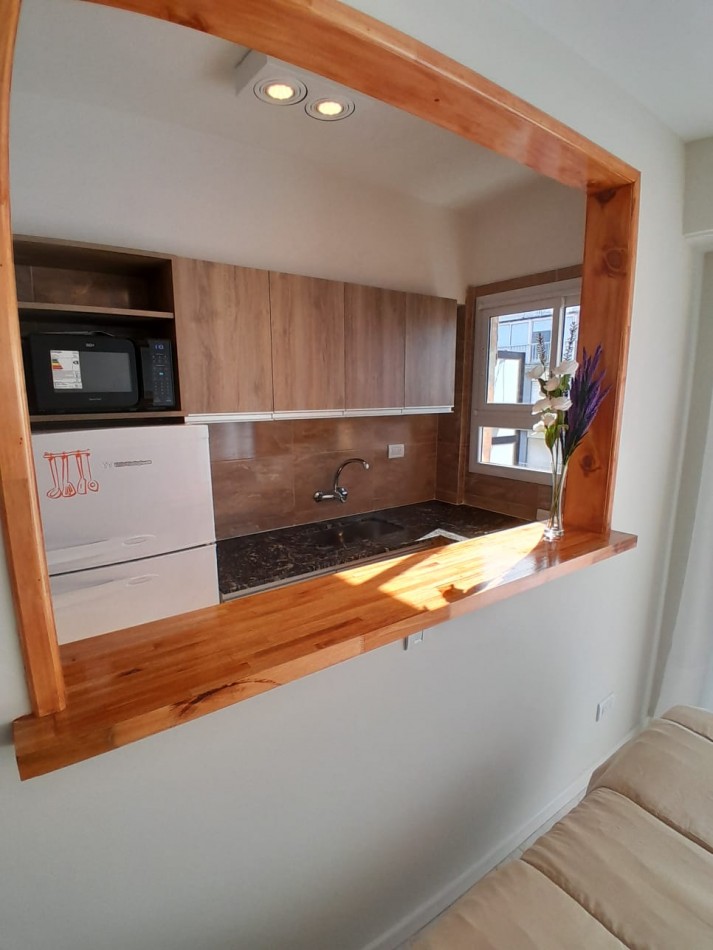 AMBIENTE EXTERNO CON BALCON. VENDIDO!!!!!!!